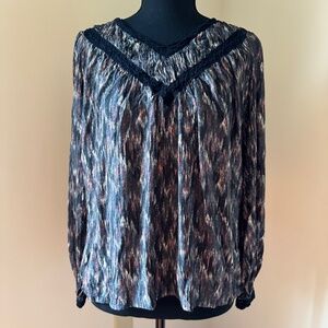 **FAT FACE* Black Design Long Sleeve Top Size 6